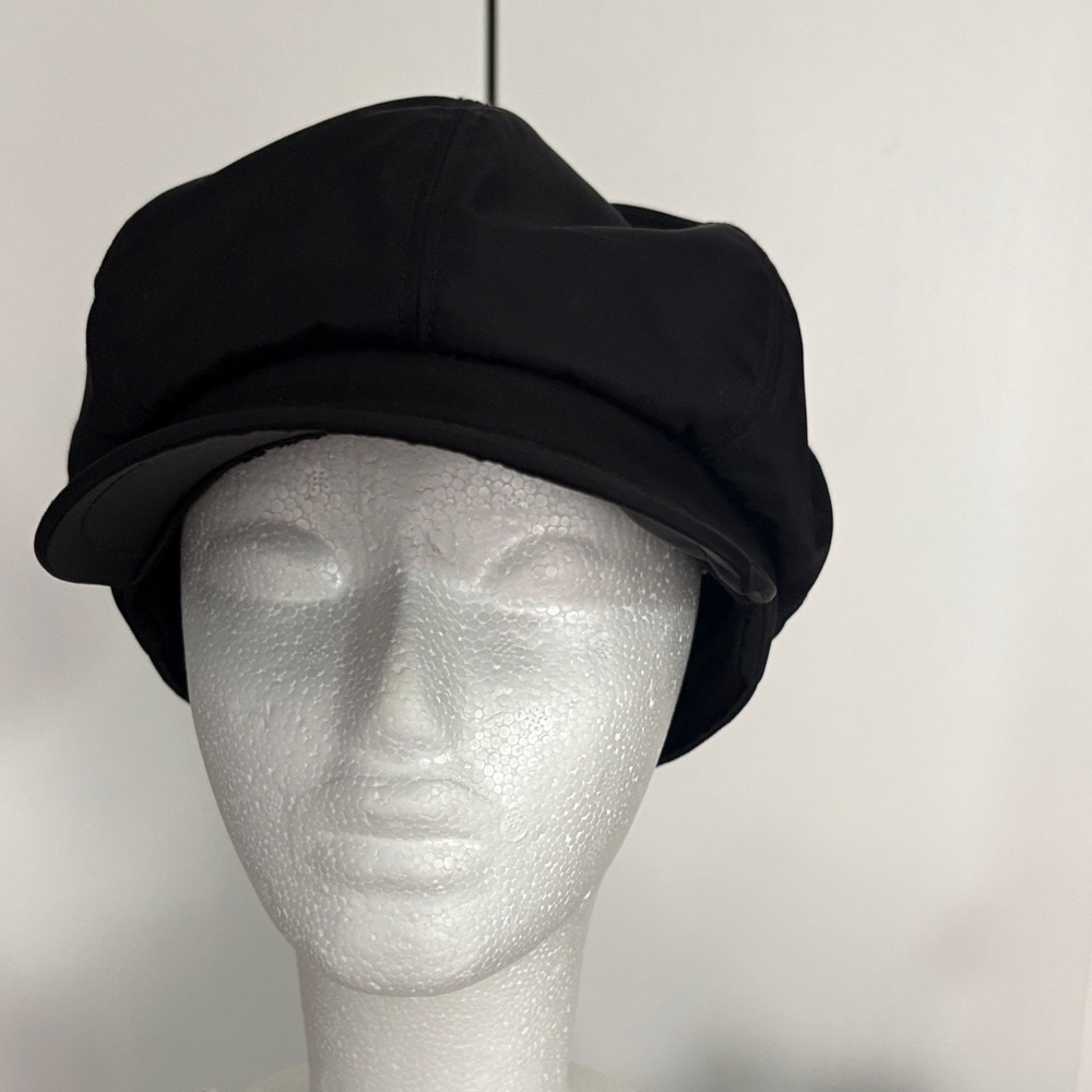 Prada Black Re-Nylon Newsboy Cap - Mine & Yours, size XL. UNISEX. One flaw. - Picture 10 of 17
